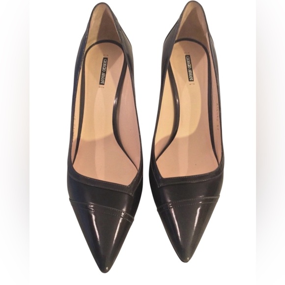 GIORGIO ARMANI BLack Leather, Pointed Toe Asymetric Vamp Pumps Wm Sz 39.5 Italy - Picture 2 of 12